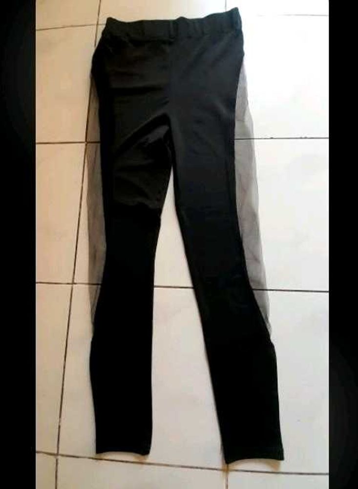 Black Gym Tights With Mesh Insert
