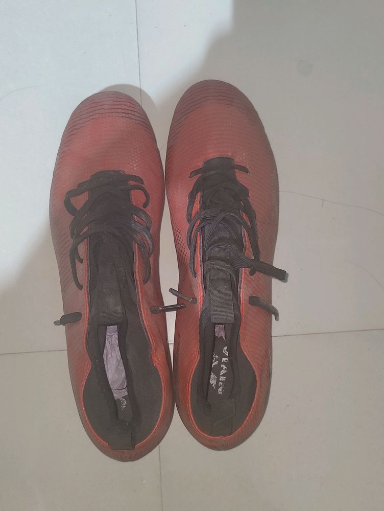 Nivia Mens Football Shoes. Unused. No Coins.