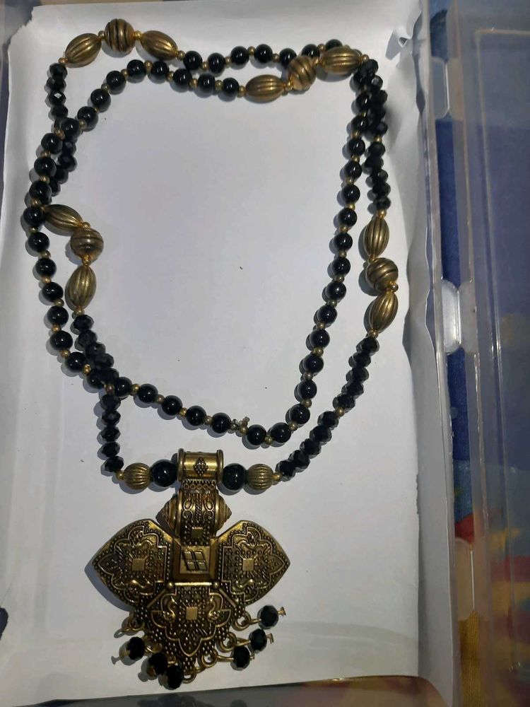 Black Beaded Necklace with Pendant