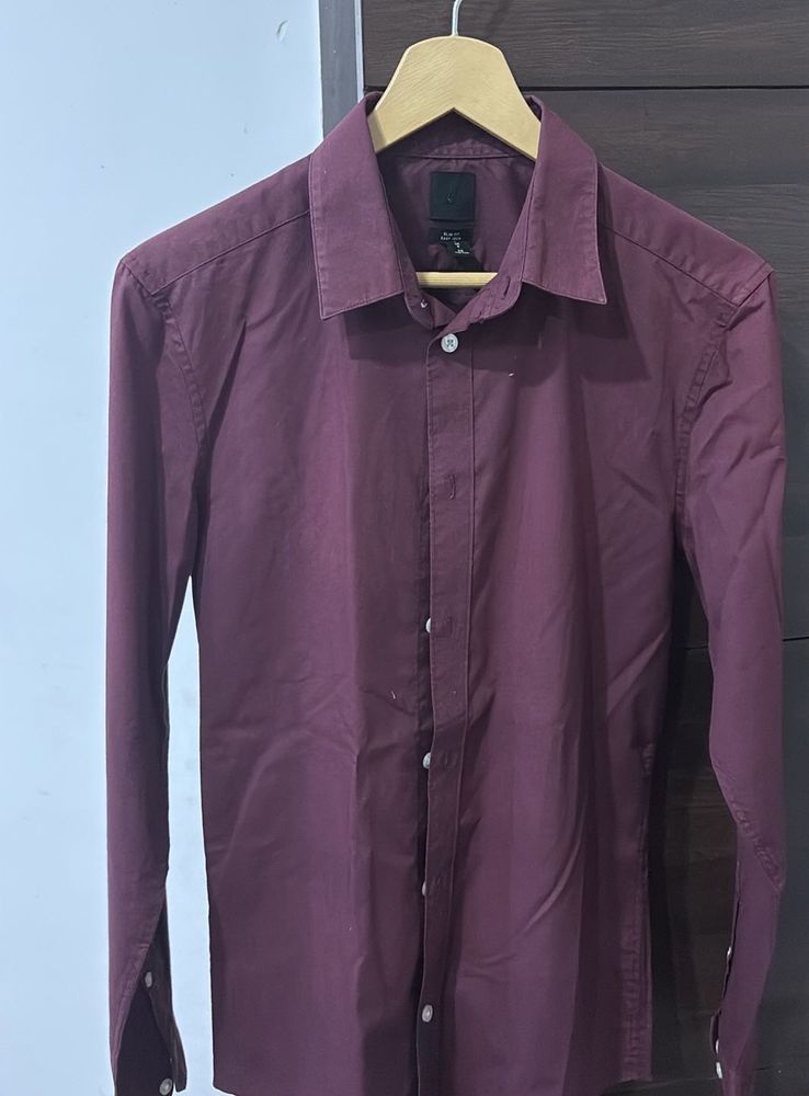 Men's Maroon Button-Down Shirt