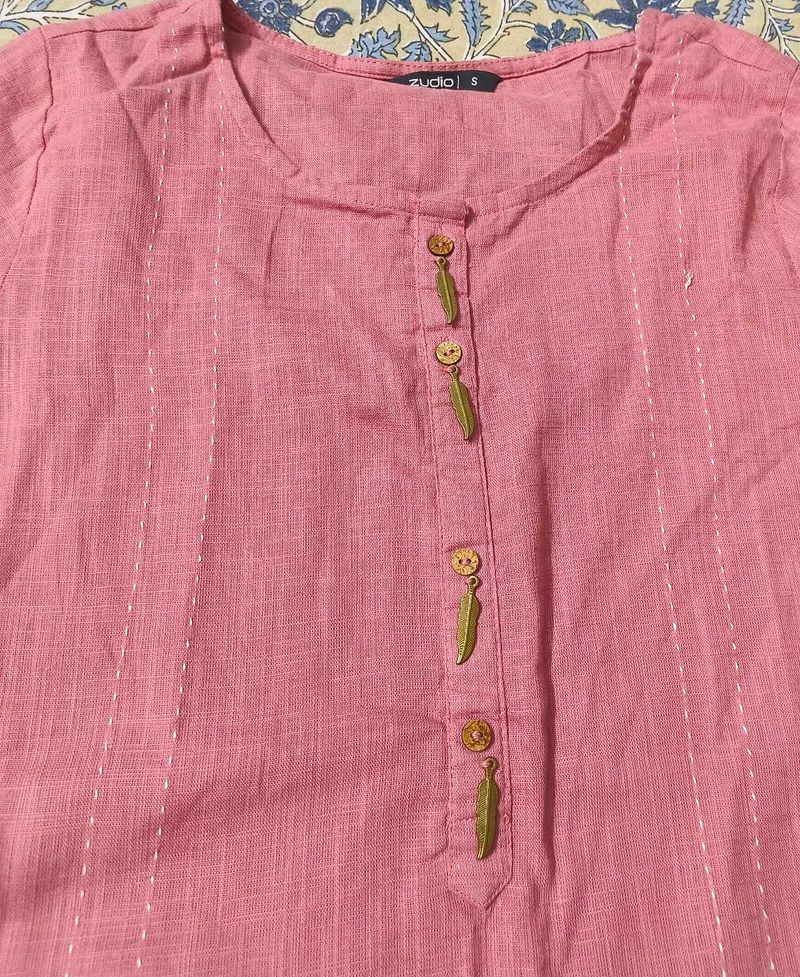 Chic Pink Kurta with Feather Details