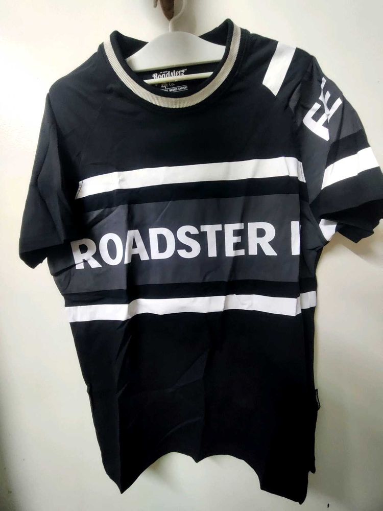 Roadster Black Graphic T-Shirt