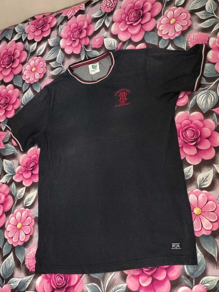 Classic Black Men's T-Shirt