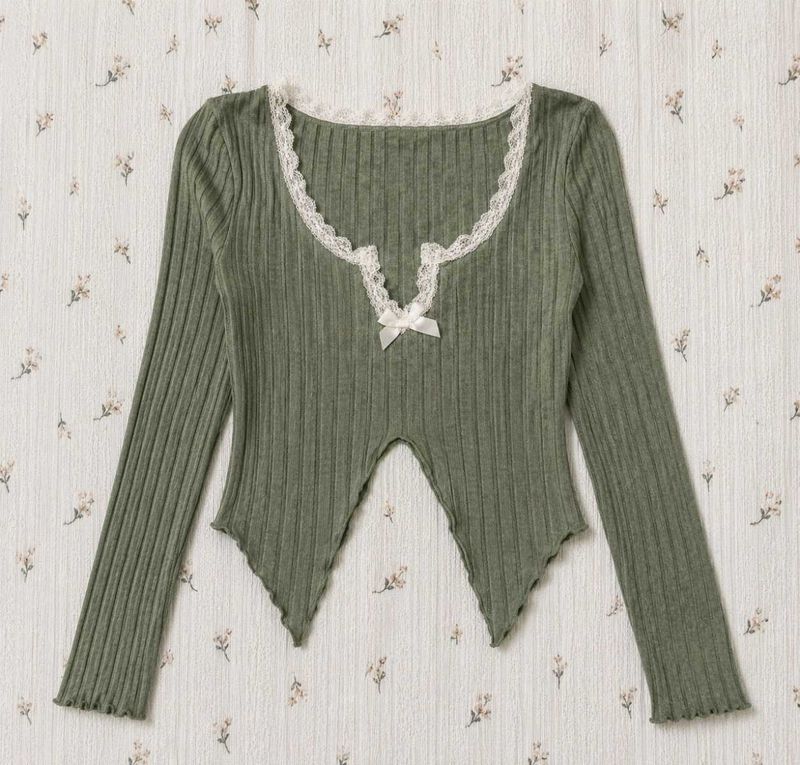 Cute Green Lace Trim Long Sleeve Top