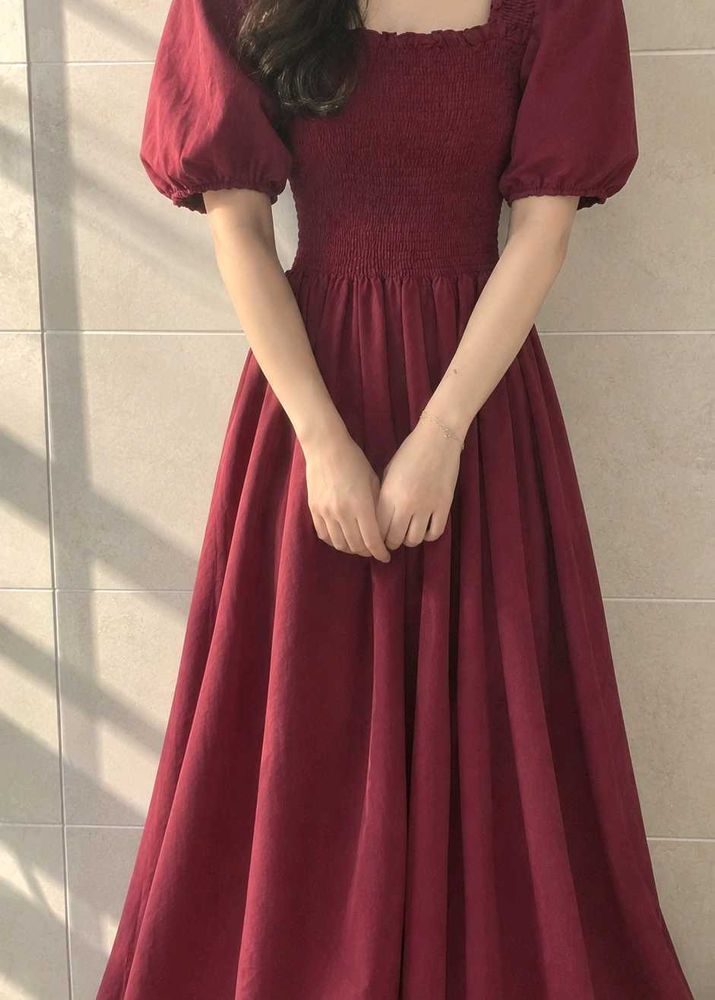 Burgundy square neck smoked maxi dress