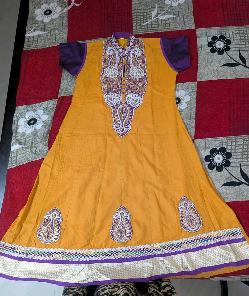 Women's Mustard Yellow Embroidered Kurthi