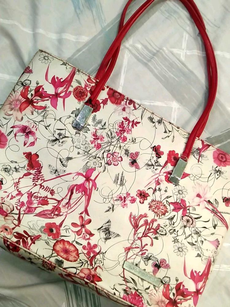 brand new beautiful red hangbag 💟
