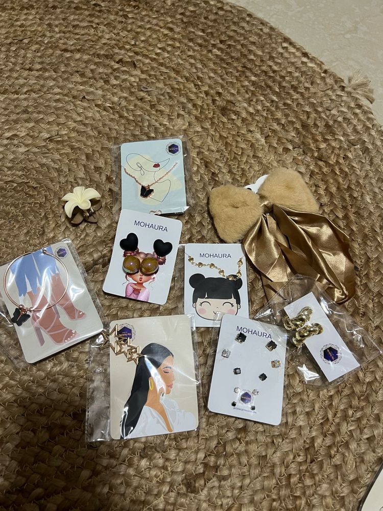 Cute Accessory Gift Set
