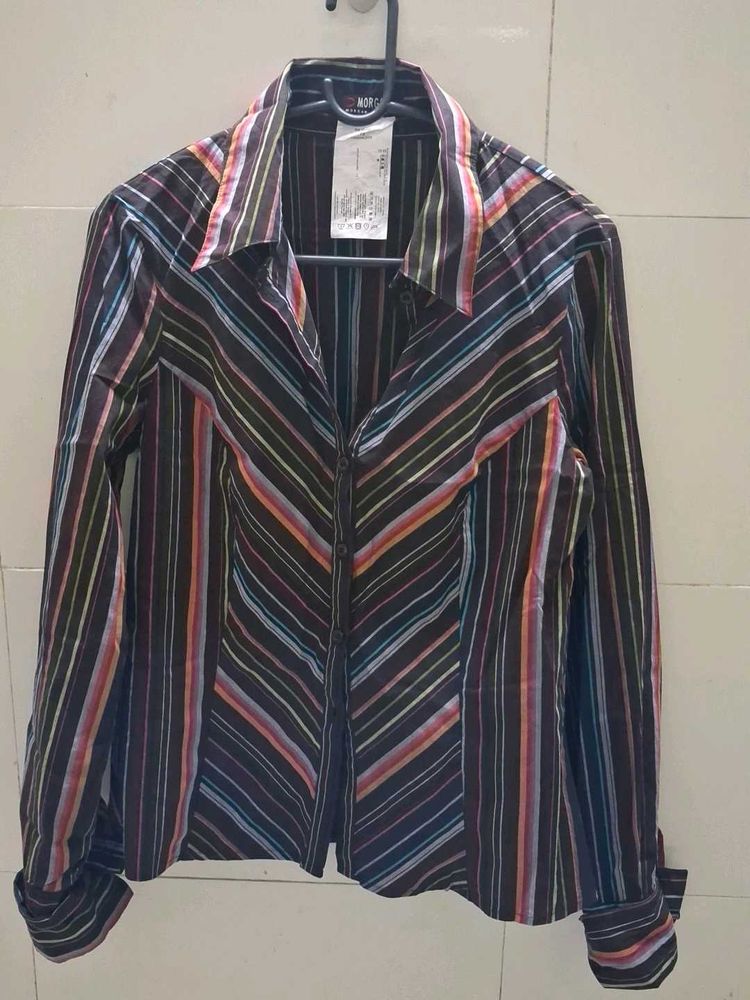 Striped Button-Up fitted shirt