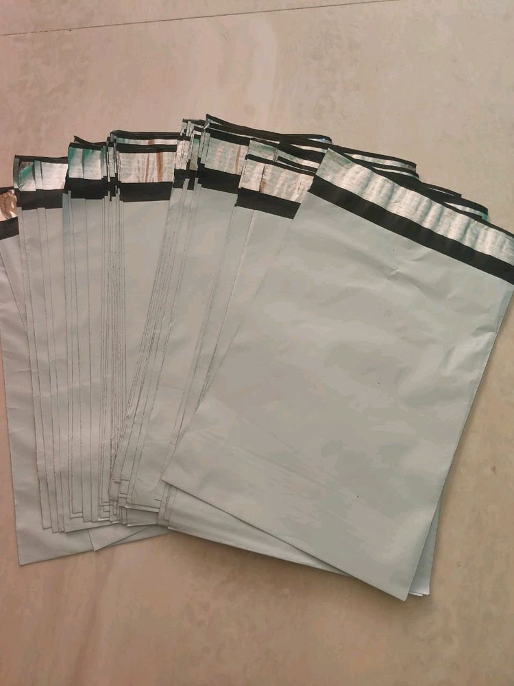 100 Shipping Bags