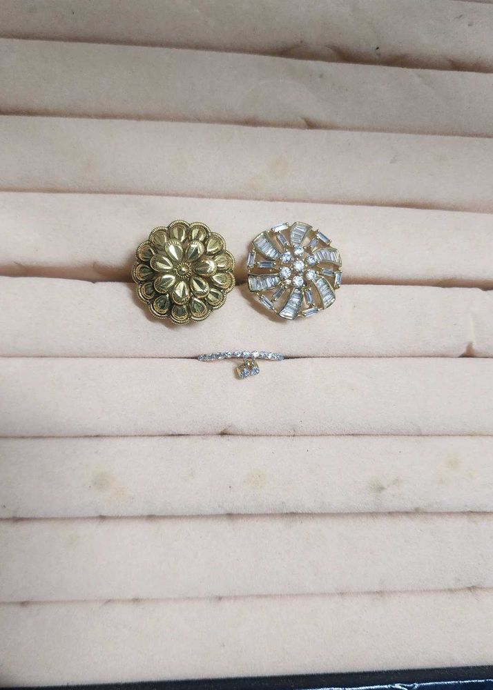 Stylish Stud finger rings