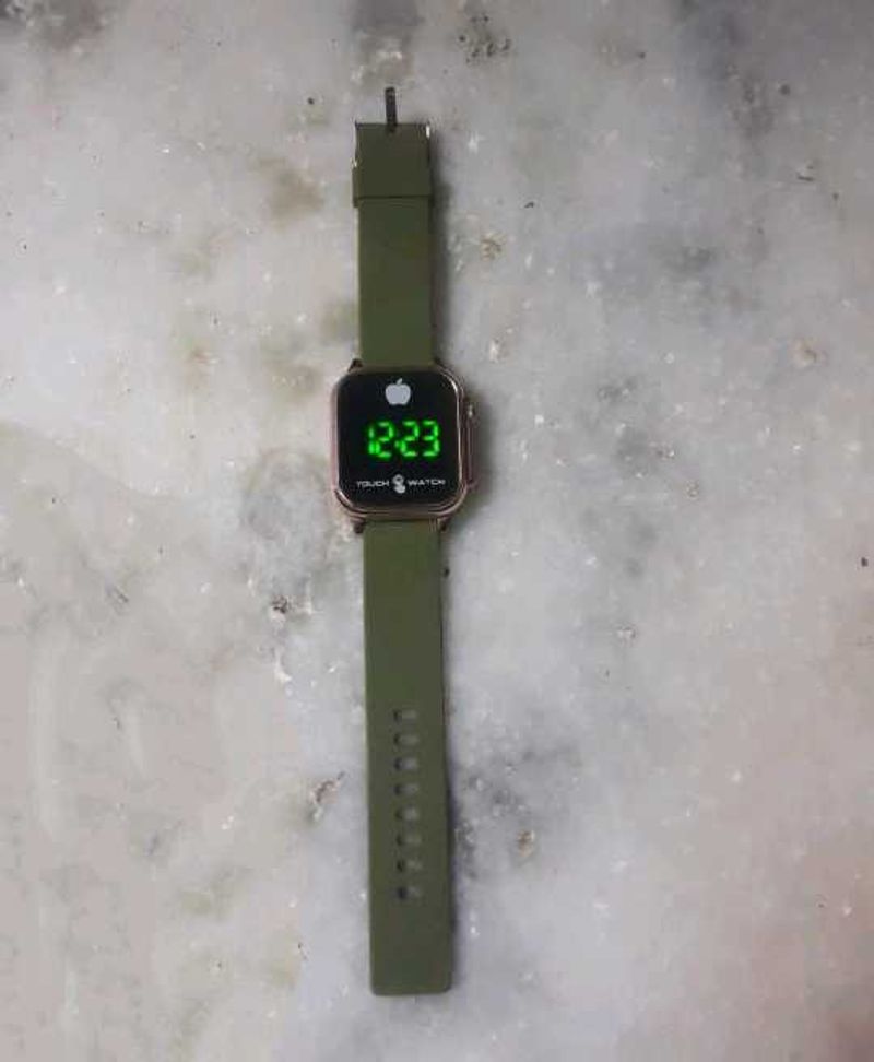 Stylish Touch Screen Watch