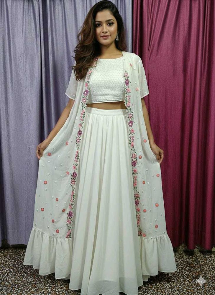 Elegant White Embroidered Outfit