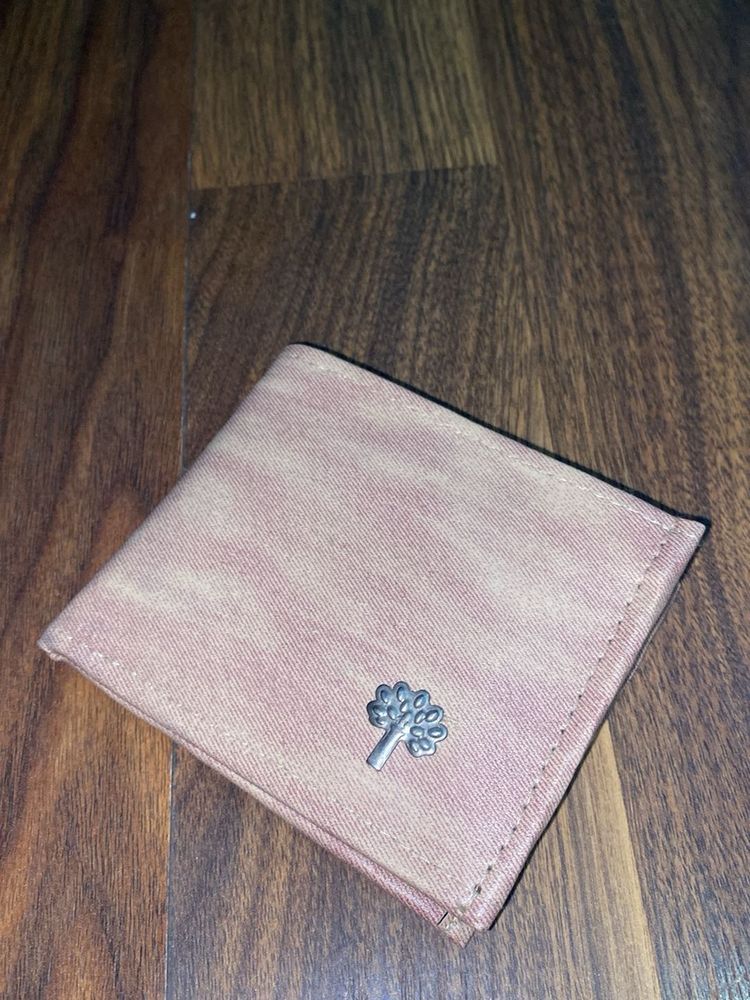 Stylish Pink Bi-fold Wallet