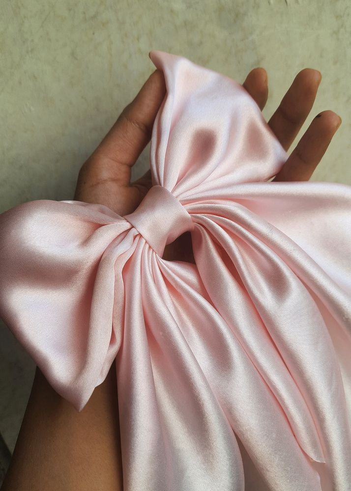 Gaint Bow Hair Clip