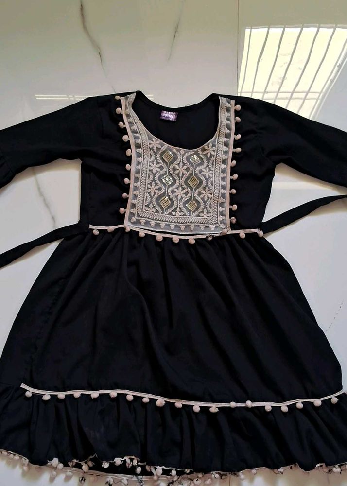 Elegant Black Embroidered Ethnic Gown