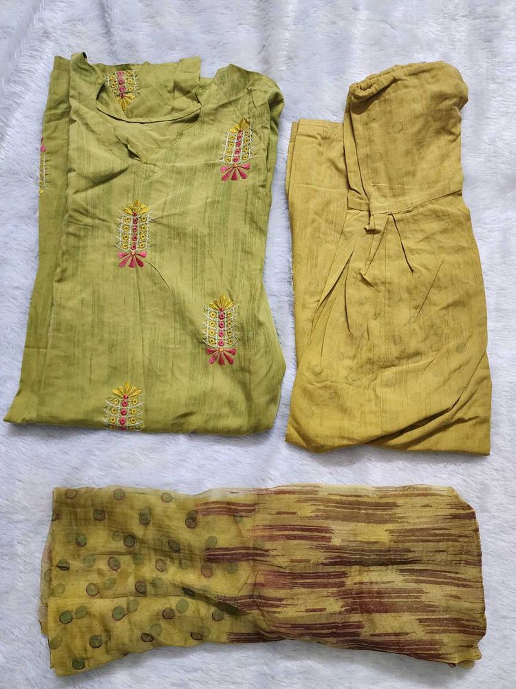 Embroidered Kurta Set with Dupatta