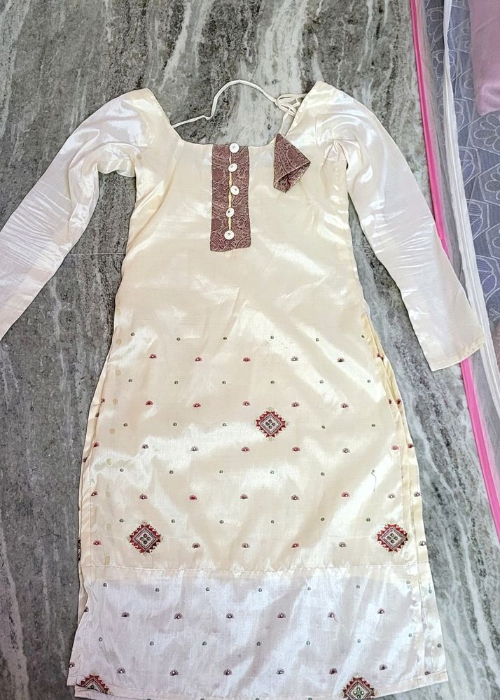 New Silk Top With Patch Work