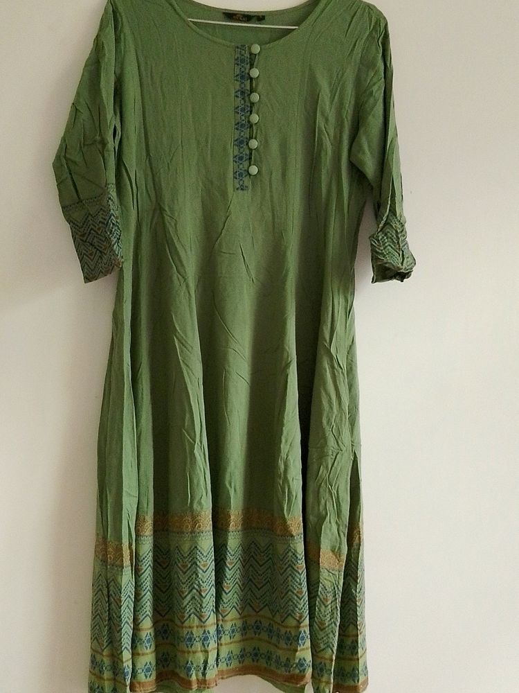 a trending kurta