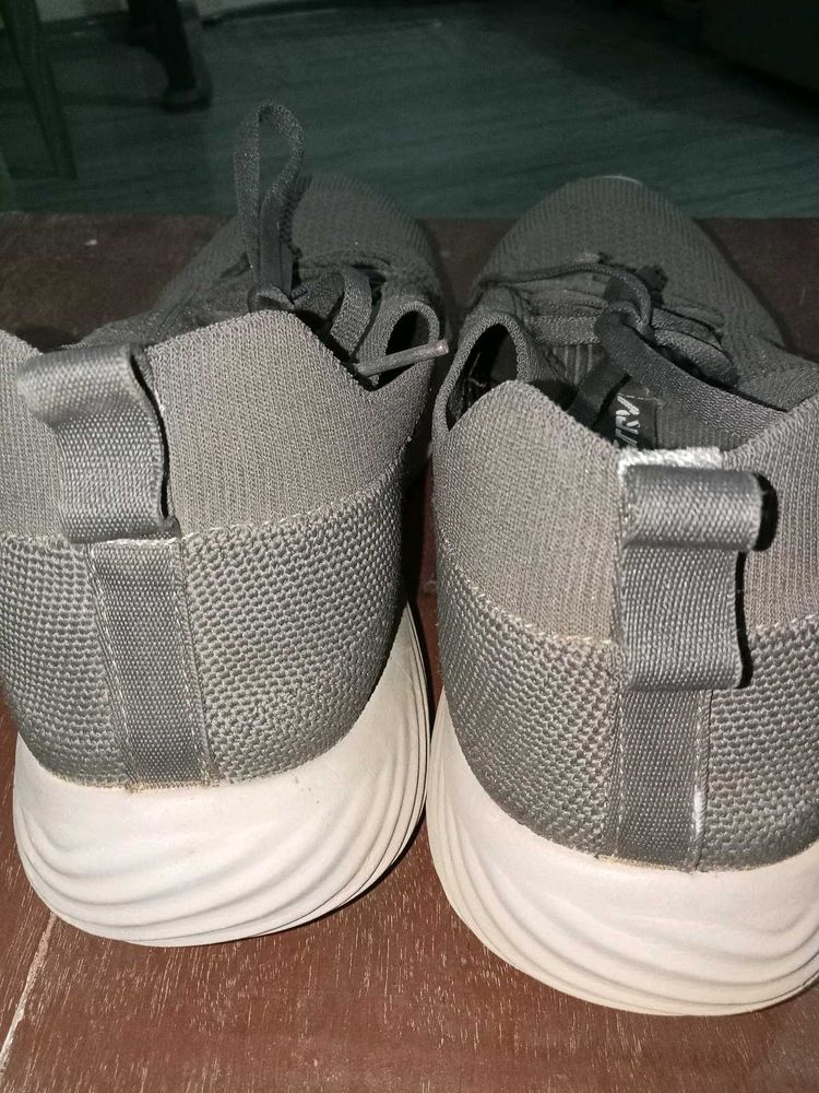 TRV running Shoe