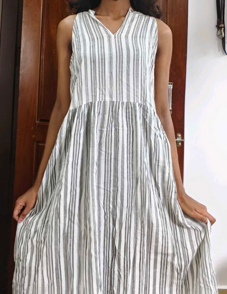 Striped Sleeveless Midi Dress