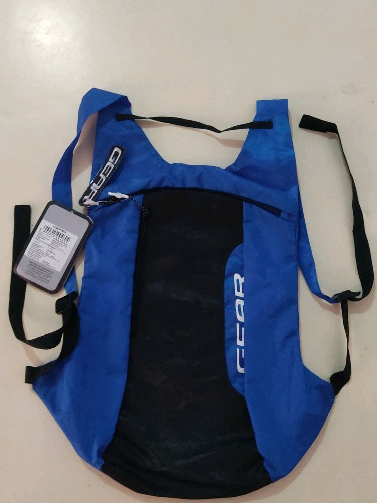 Gear Unisex Blue &amp; Black Colorblocked  Backpack