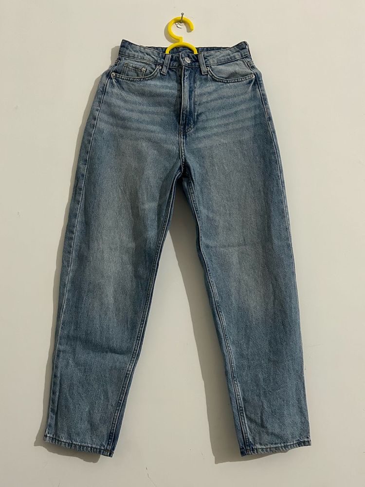 H&amp;M Light Wash Mom Jeans