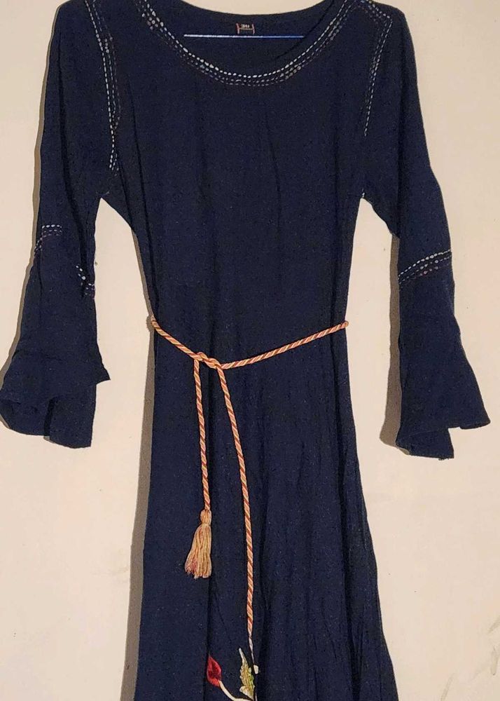 Elegant Navy Blue Ethnic Gown