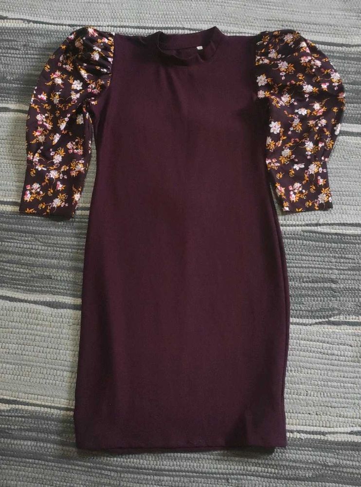 Chic Burgundy Dress with Floral Puff Sleeves