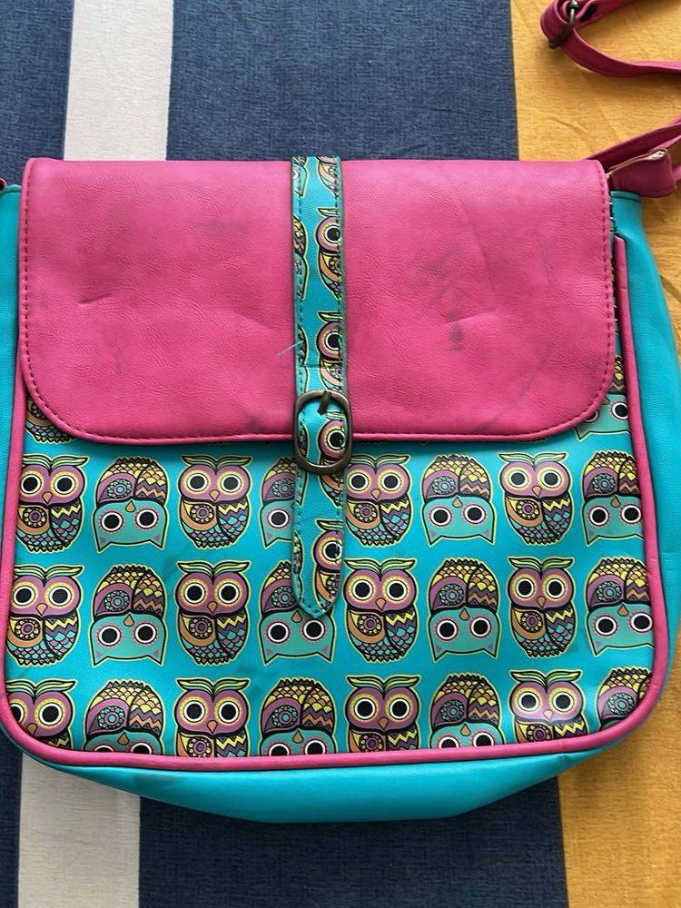 Chumbak sling bag for girls