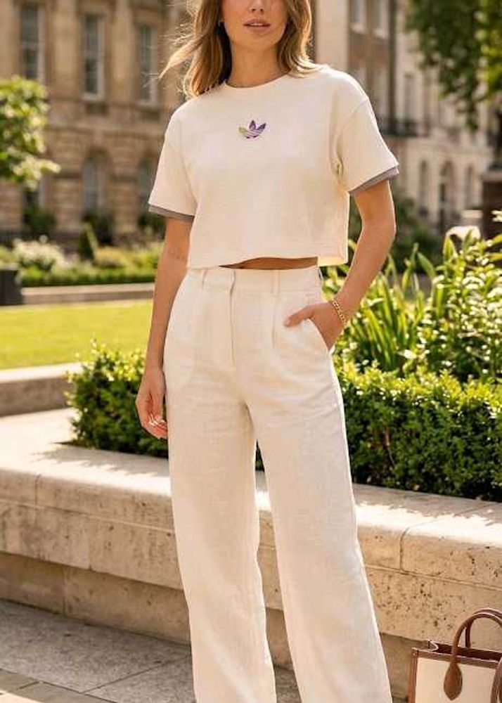 🇬🇧 Adidas originals imported Cropped T-Shirt