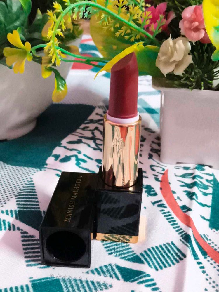 MyGlamm Manish Malhotra Soft Matte Lipstick - Berr