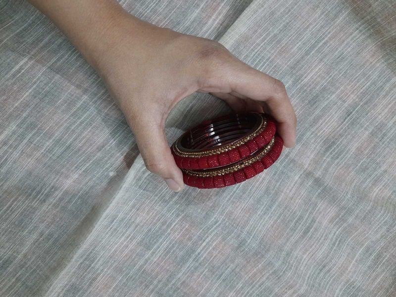 Red &amp; Gold Bangle Set