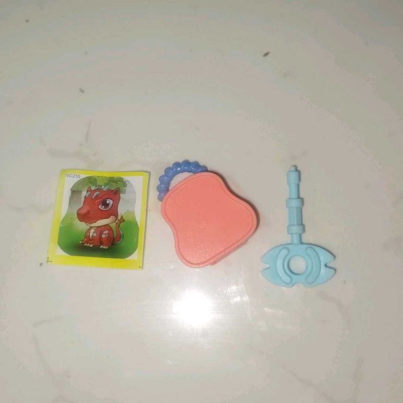 Vintage Kinder Surprise Toy Set lock