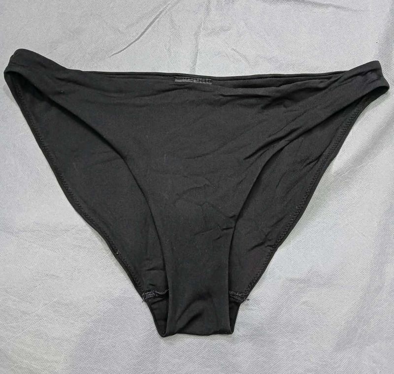 😍 Classic Black Bikini Bottom