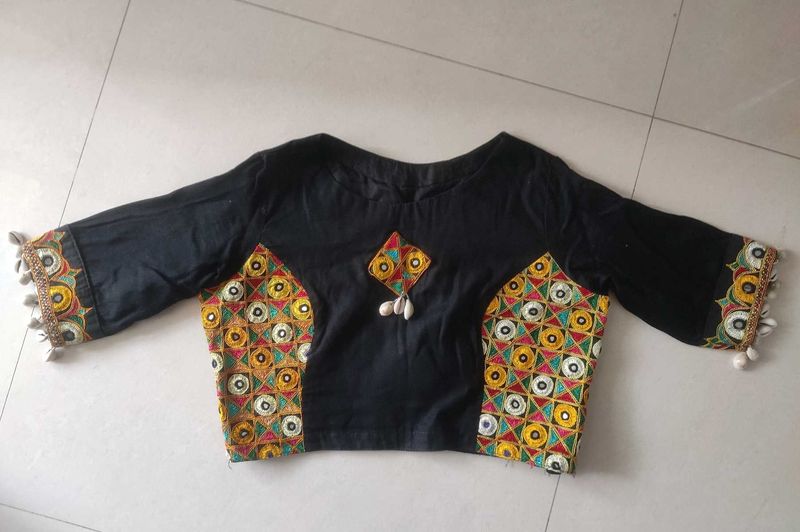 Black Embroidered Chaniya Choli