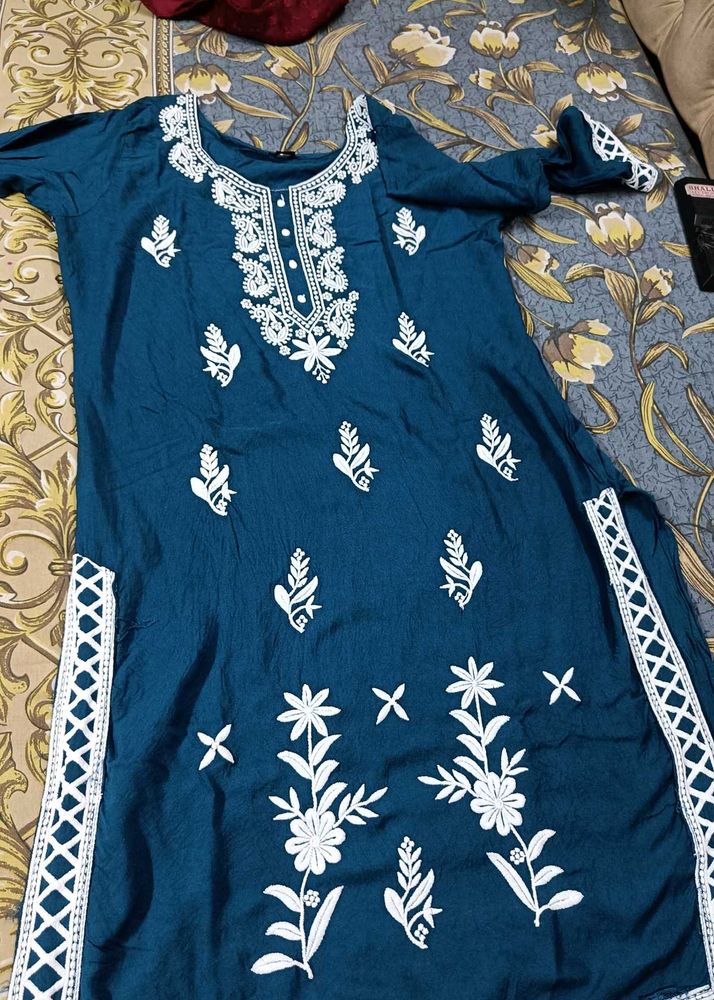 Elegant Teal Embroidered Kurta