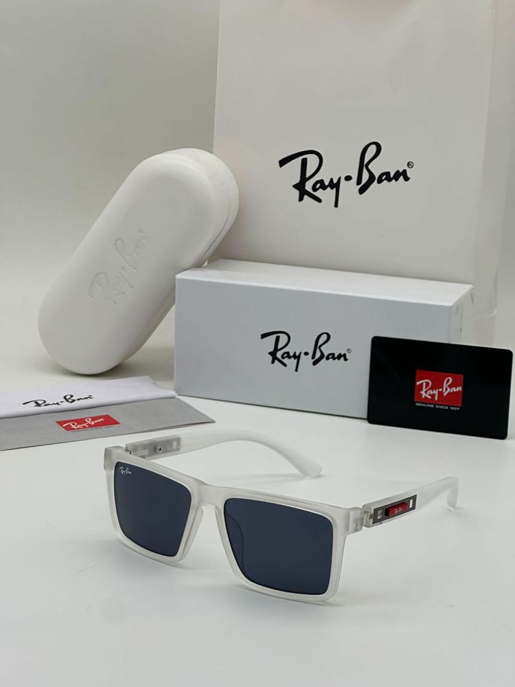 Ray-Ban Sunglasses with Case
