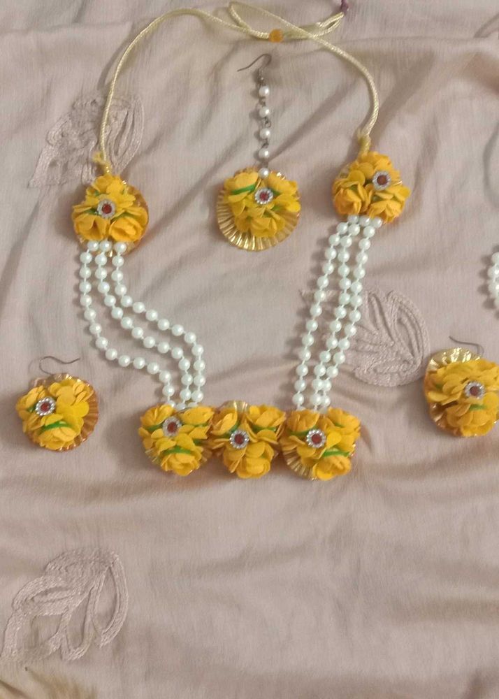 Haldi Jewellery Set
