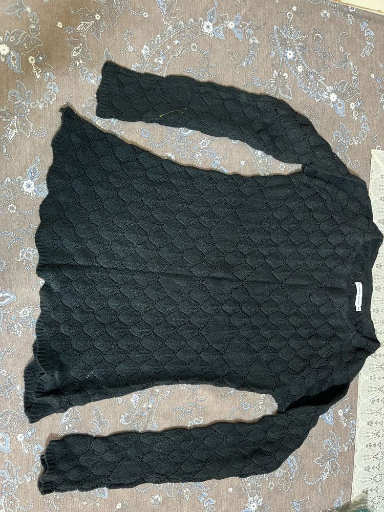 Black Knit Sweater full new without tag