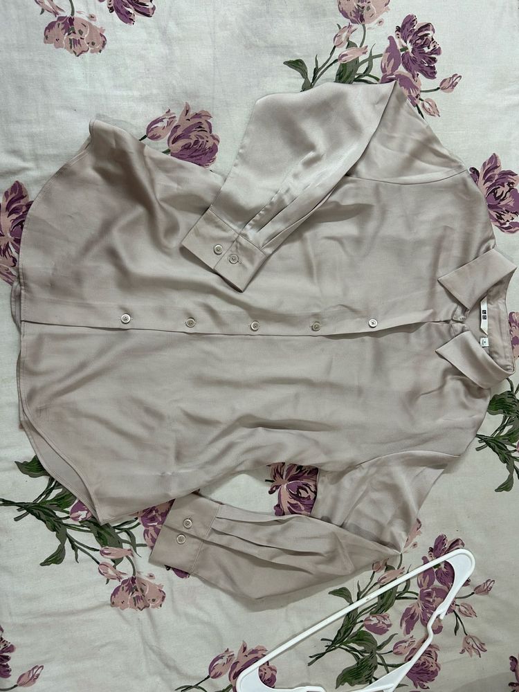 Elegant Beige Button-Up Shirt