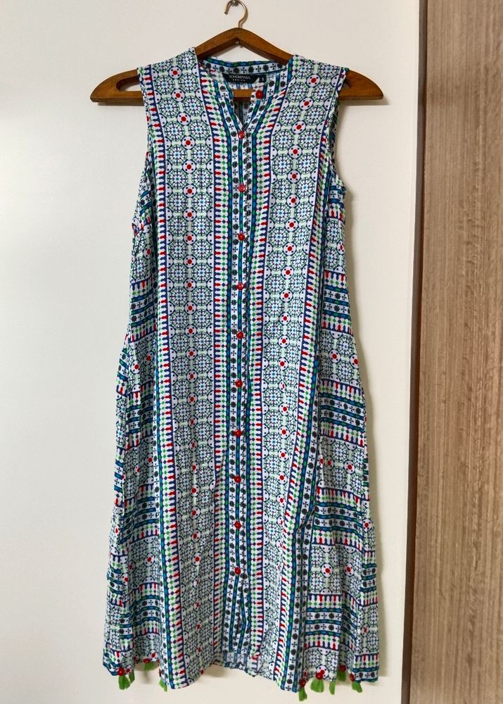 Sleeveless Multicolour Kurta (S) 💙❤️