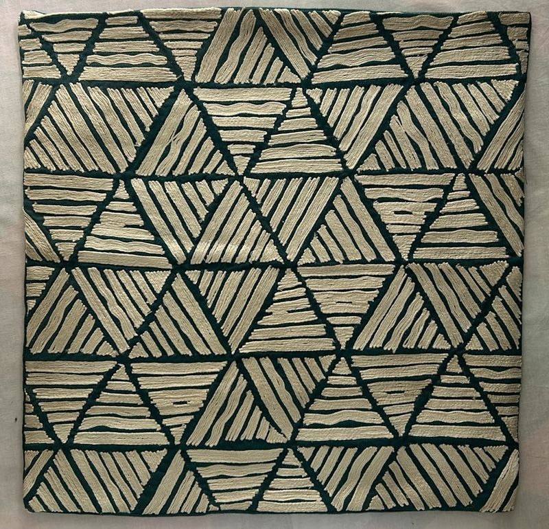 45x45 Cushion Cover Triangle Pattern