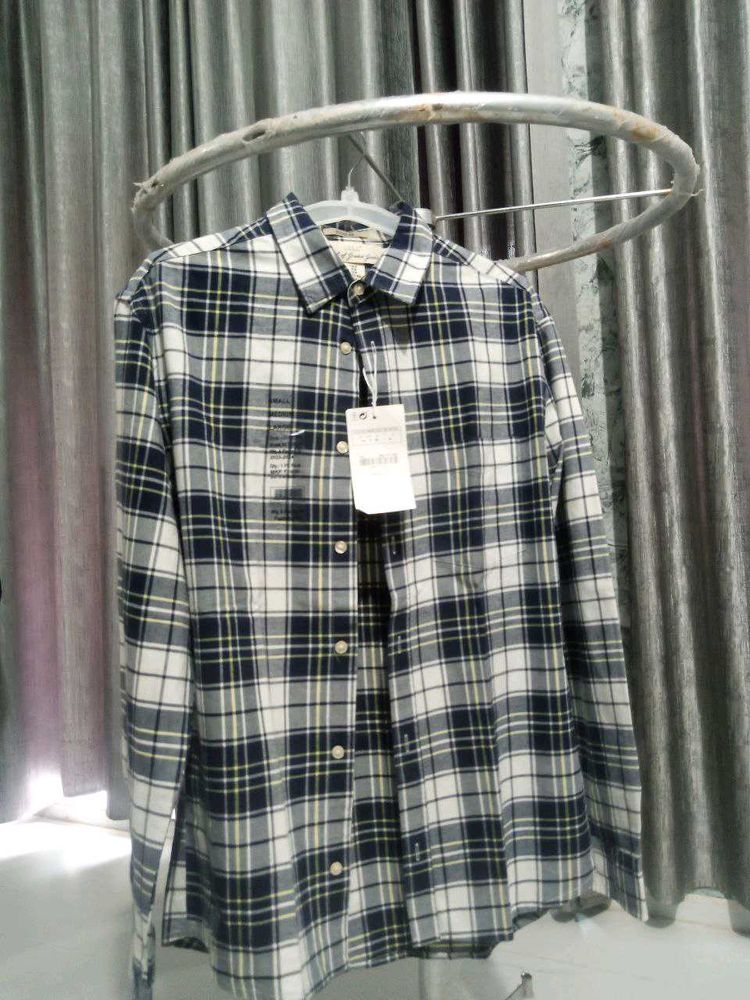 H&amp;M Trendy Checked Casual Shirt