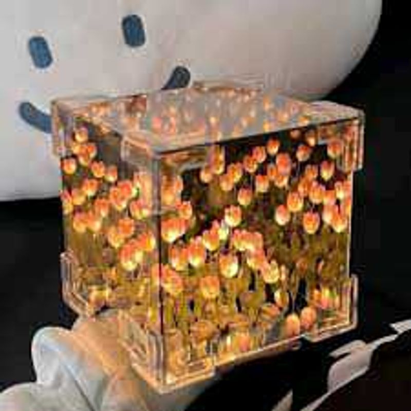 Tulip Lamp