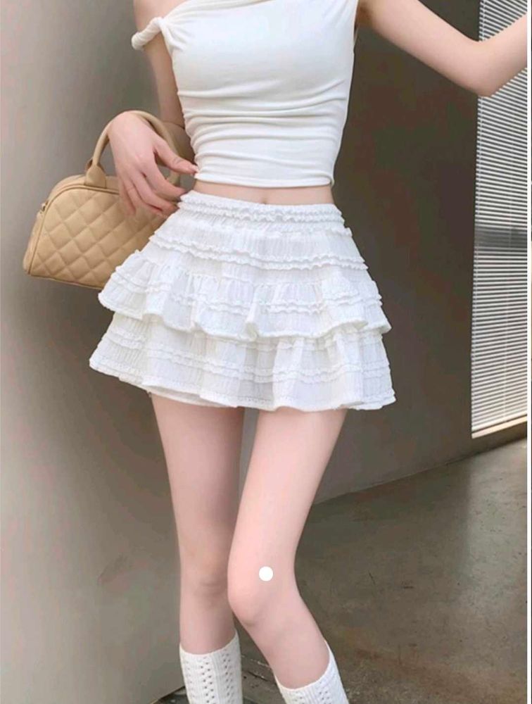 Layered/Tiered off white skort