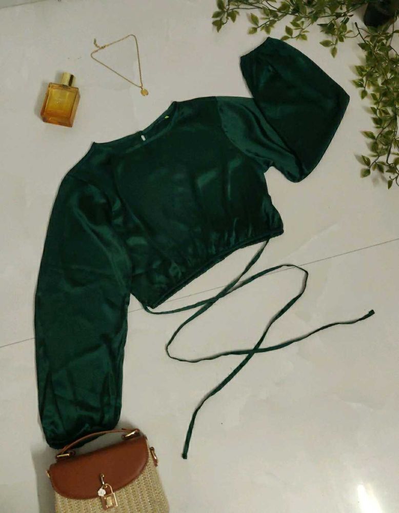 Elegant Green Satin Crop Top💚✨🍷