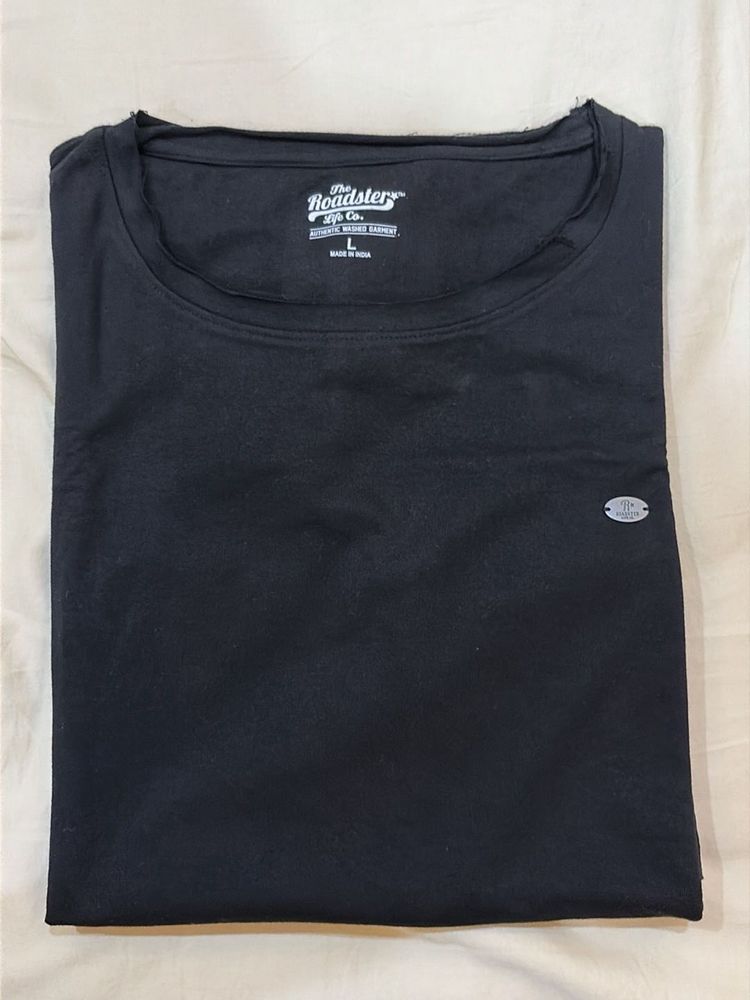 Roadster Men's Black T-Shirt