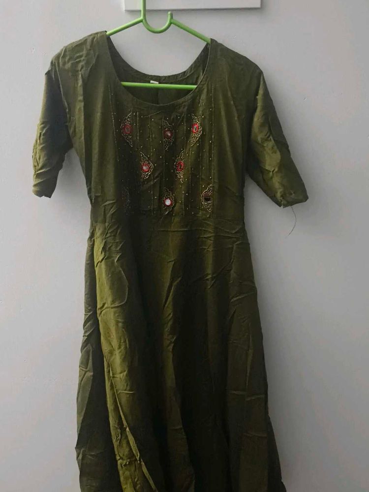 Olive Green Embroidered Kurta