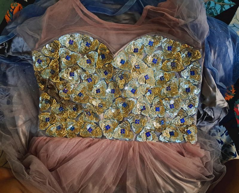 Three cplored Gown